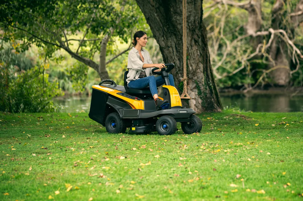 Tracteur à gazon sans fil STIGA Swift 372e, système de batterie amovible – Image 8